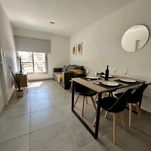 https://hermoso-departamento-zona-residencial-mendoza.hotelsmendoza.com