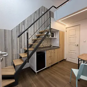 Apartamento Km33 - - Hostaid, Budapest